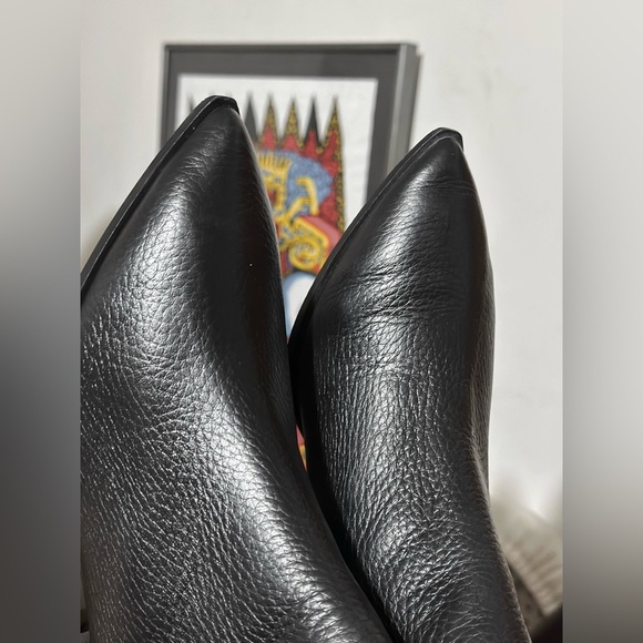 Everlane — The Boss Boot - Picture 7 of 8